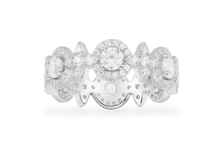 APM Monaco Elegant Diamond Ring